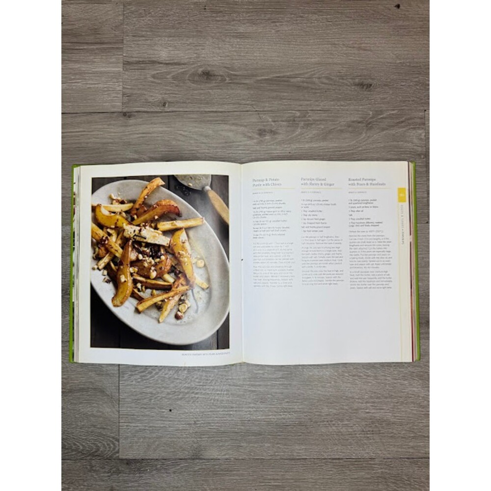 Farmers Market Cookbook Hardcover Seasonal Recipe Kitchen Coffee Table Book - Picture 2 of 4